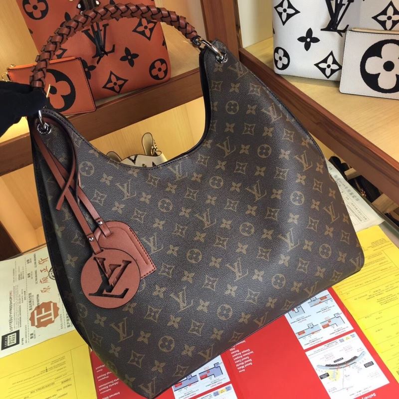 Louis Vuitton Hobo Bags